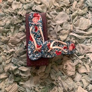 Tory Burch size 8 flip flops